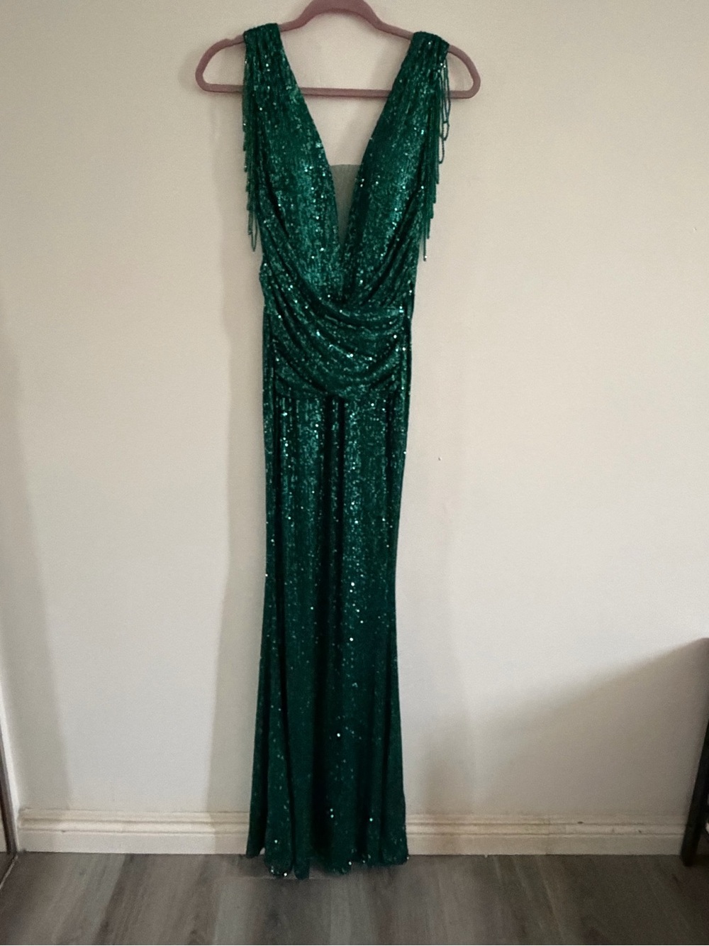 Elegant Emerald Green Sequin Prom Dress